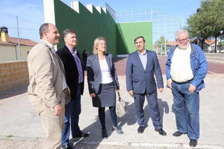 Imagen Cabezuela recibe ayuda de la Diputación para la pavimentación de calles y la cubierta del depósito