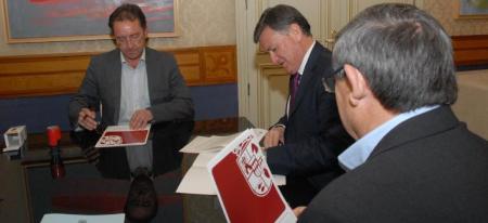 Imagen Palazuelos de Eresma acondicionará su Plaza Mayor gracias a una ayuda de la Diputación