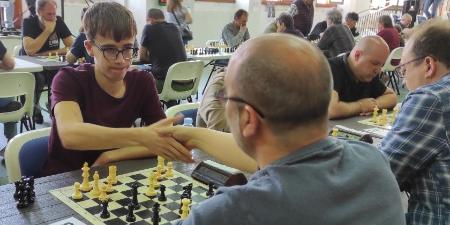 Imagen La Diputación de Segovia arranca el XI Trofeo Provincial de Ajedrez con la competición de Aguilafuente, que corona al mismo campeón que en 2024